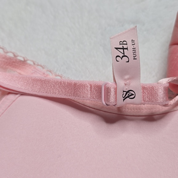 3090 NWT Victoria's Secret Sexy Tee Sheer Heritage Stripe Wireless Push-Up 34B - Picture 8 of 8